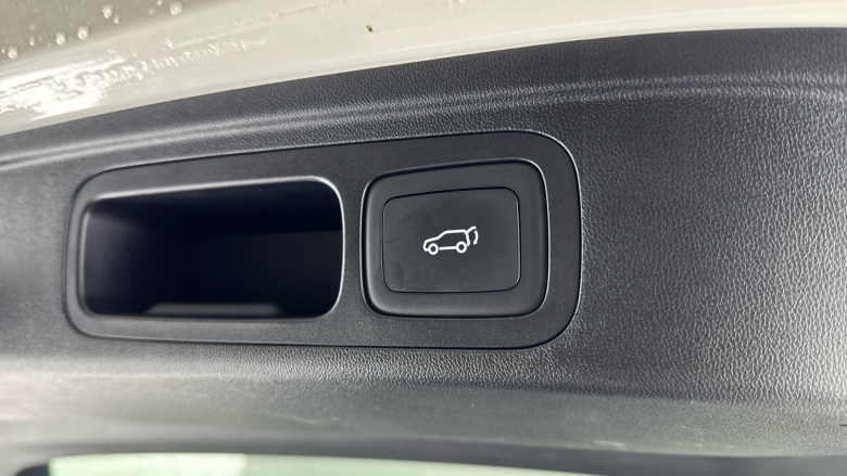 MG HS 1.5 T-GDI Trophy 5dr Petrol Hatchback